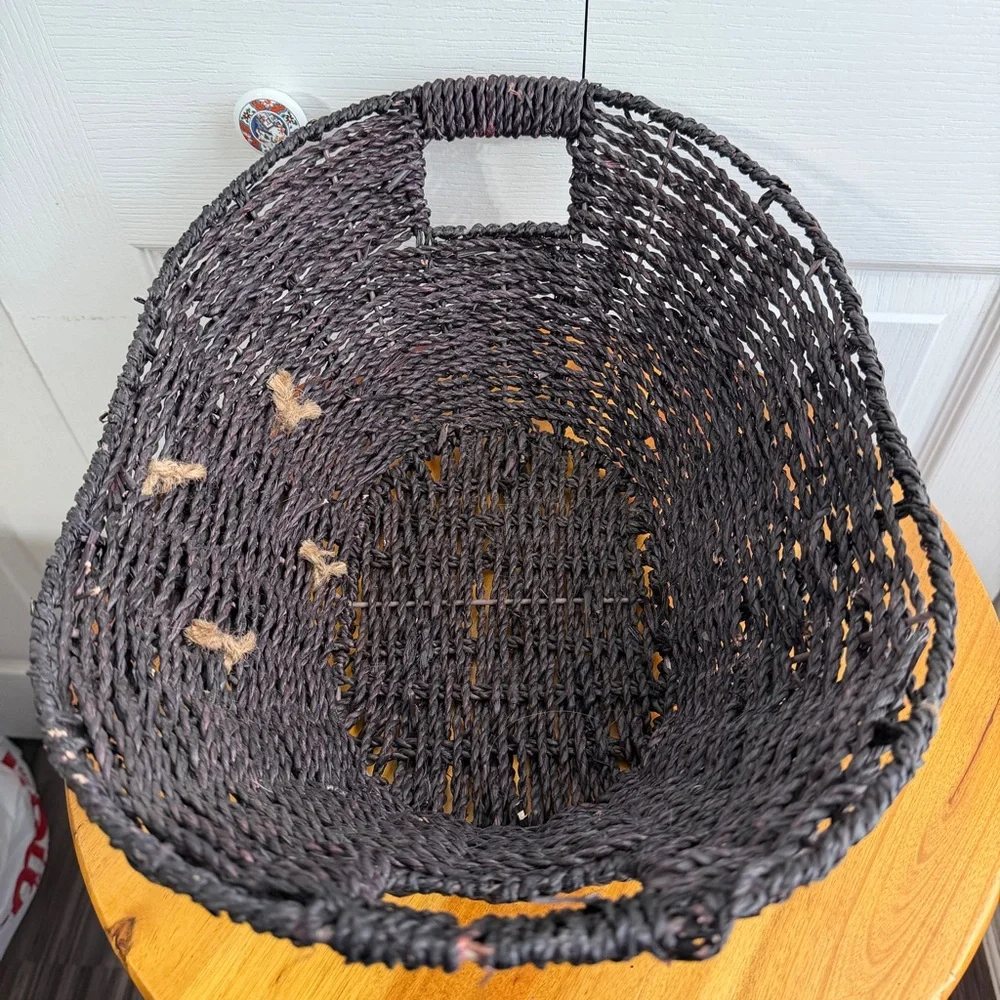 Mainstays purple oval woven basket with‎ chalkboard